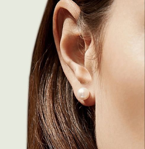 5.5-8.5mm White Akoya Round Pearl Stud Earrings - May-Lynn